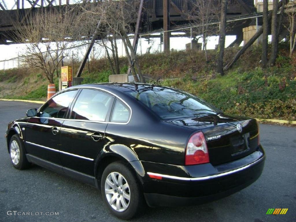 2001 Passat GLS Sedan - Black Magic Pearl / Beige photo #4