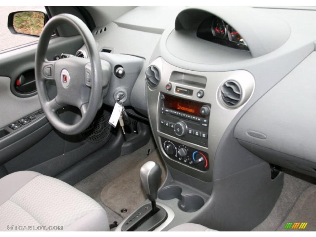 Gray Interior 2007 Saturn ION 2 Sedan Photo #40889449