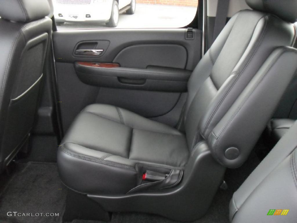 Ebony Interior 2011 Chevrolet Suburban LTZ 4x4 Photo #40890373