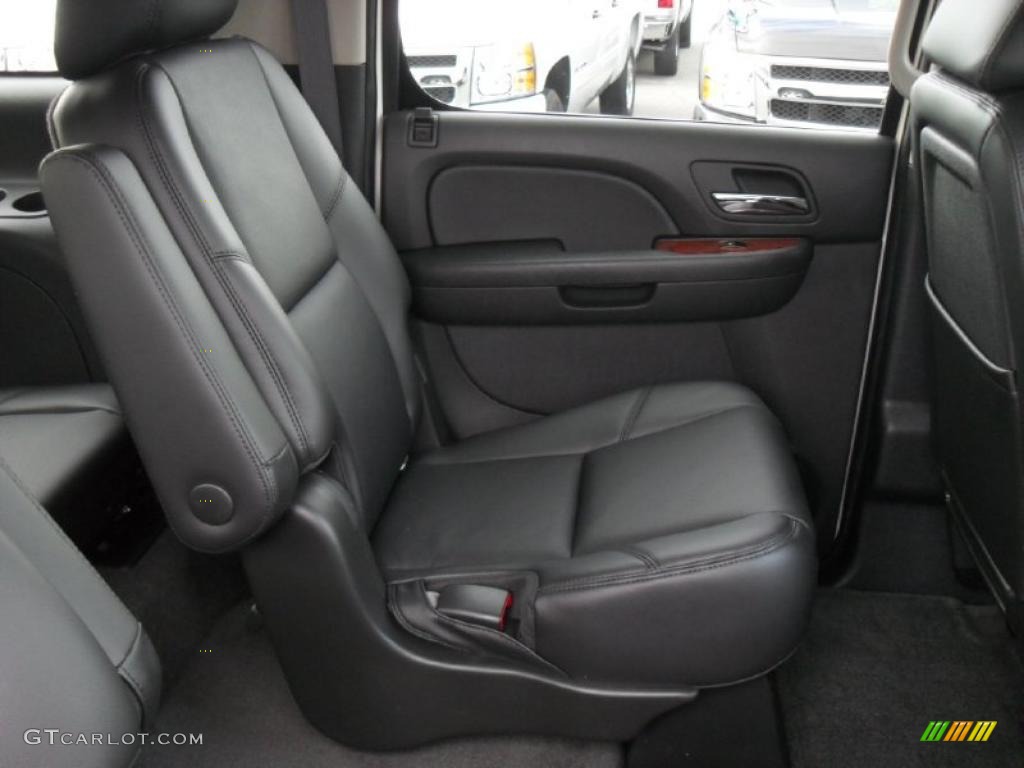 Ebony Interior 2011 Chevrolet Suburban LTZ 4x4 Photo #40890429