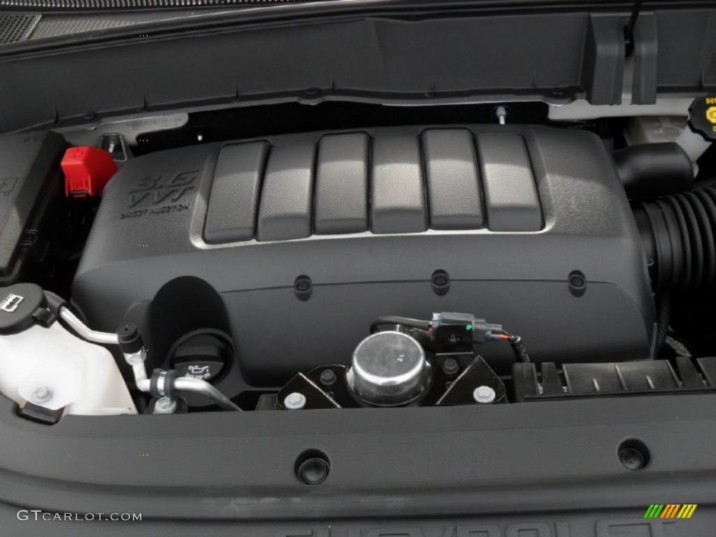 2011 Chevrolet Traverse LT 3.6 Liter DI DOHC 24-Valve VVT V6 Engine Photo #40891357