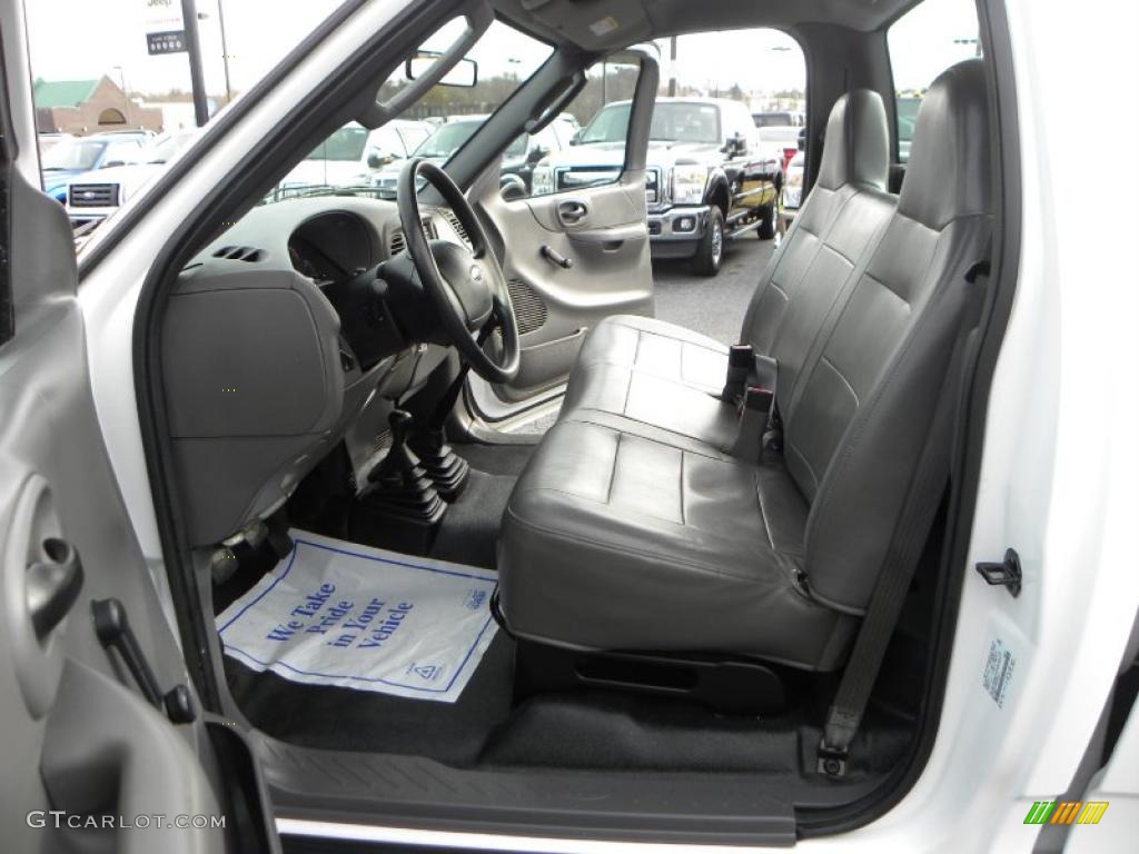 Medium Graphite Grey Interior 2003 Ford F150 XL Regular Cab 4x4 Photo #40891409
