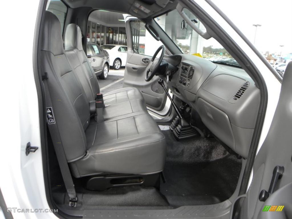 Medium Graphite Grey Interior 2003 Ford F150 XL Regular Cab 4x4 Photo #40891425
