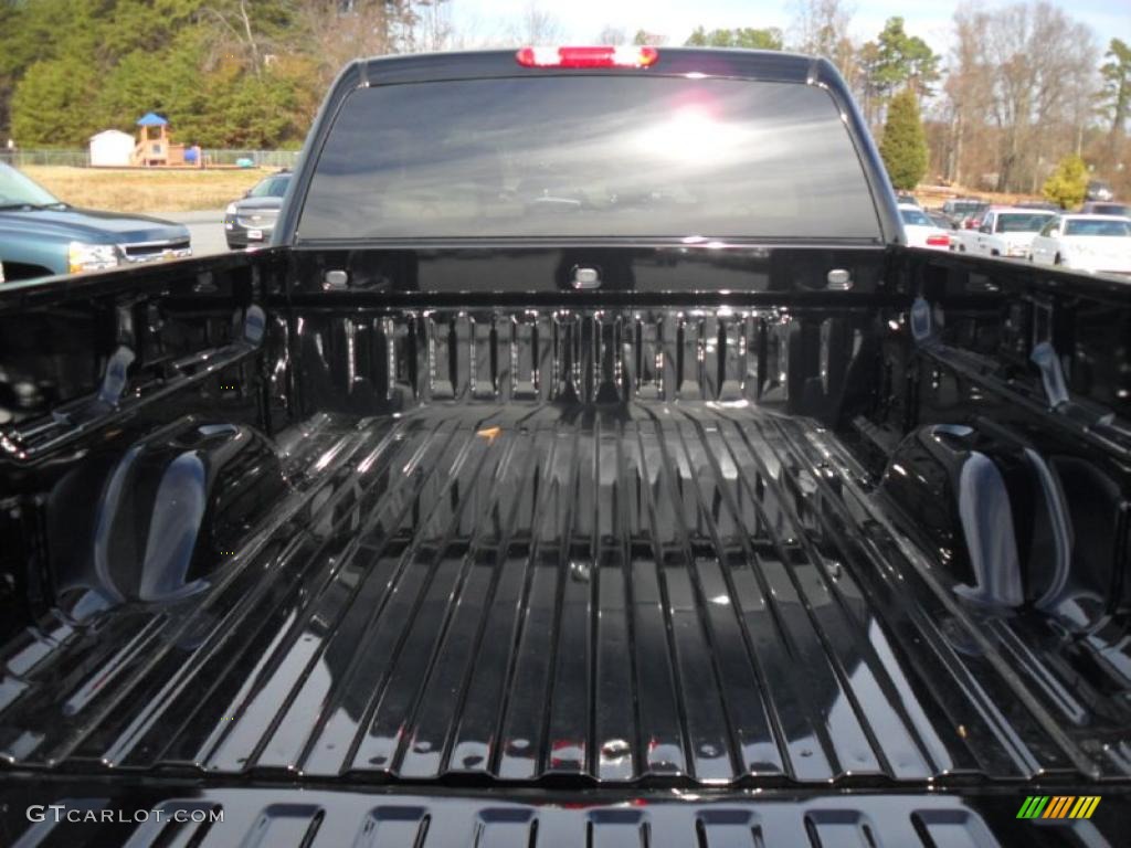 2011 Silverado 2500HD LTZ Crew Cab 4x4 - Black / Dark Cashmere/Light Cashmere photo #18