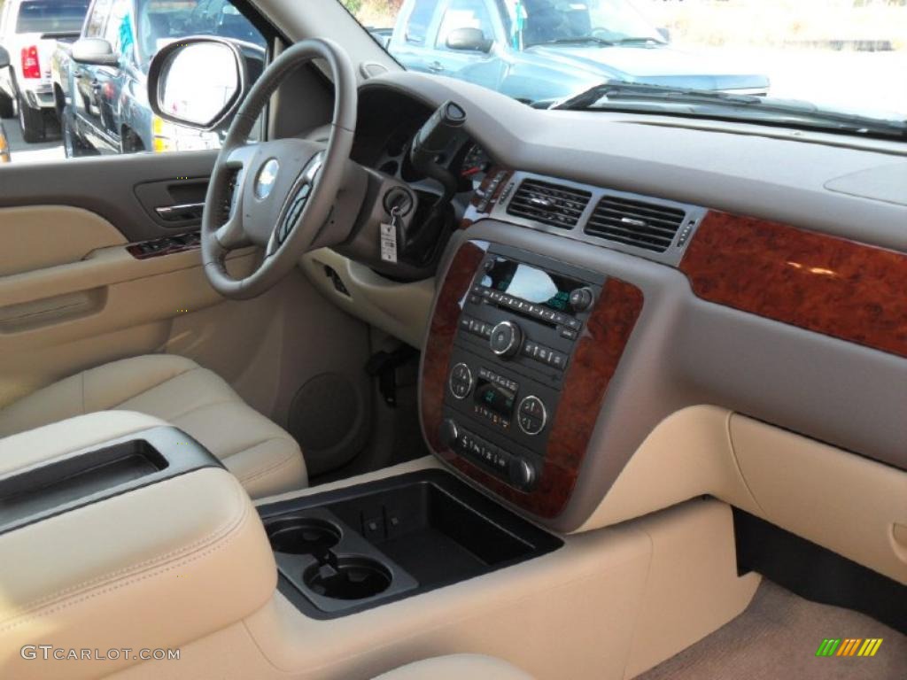 Dark Cashmere/Light Cashmere Interior 2011 Chevrolet Silverado 2500HD LTZ Crew Cab 4x4 Photo #40892029