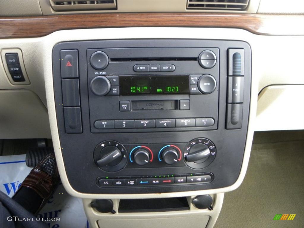 2004 Ford Freestar SEL Controls Photo #40892273