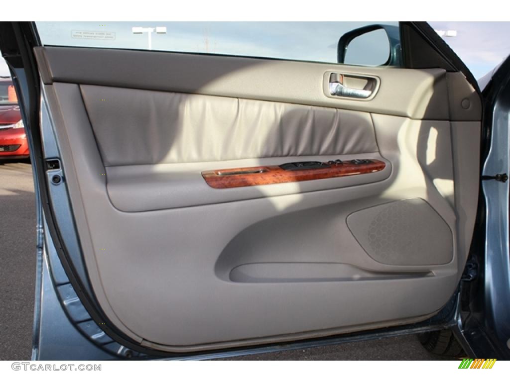 2003 Toyota Camry XLE V6 Stone Door Panel Photo #40893681