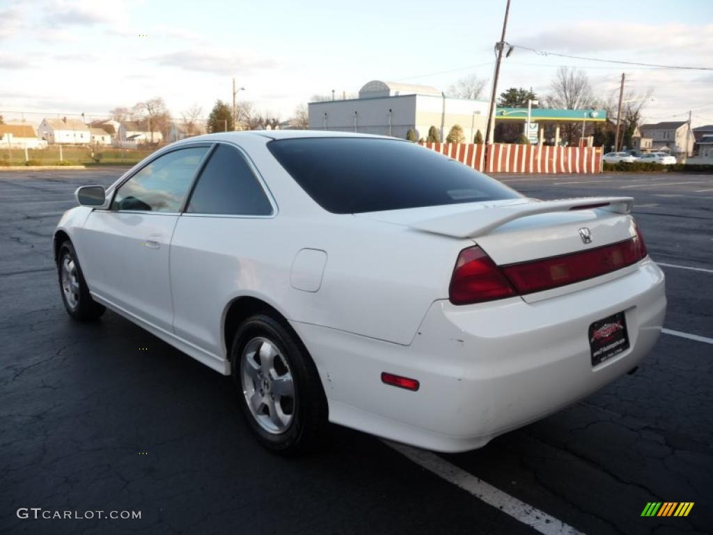 2001 Accord EX Coupe - Taffeta White / Ivory photo #4