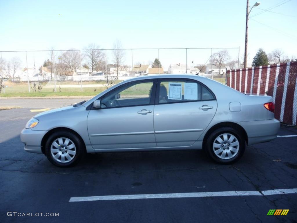 2004 Corolla LE - Lunar Mist Silver Metallic / Light Gray photo #9