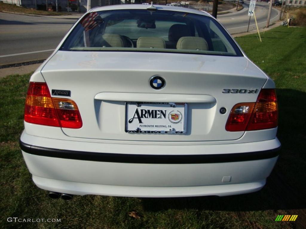 2005 3 Series 330xi Sedan - Alpine White / Sand photo #8