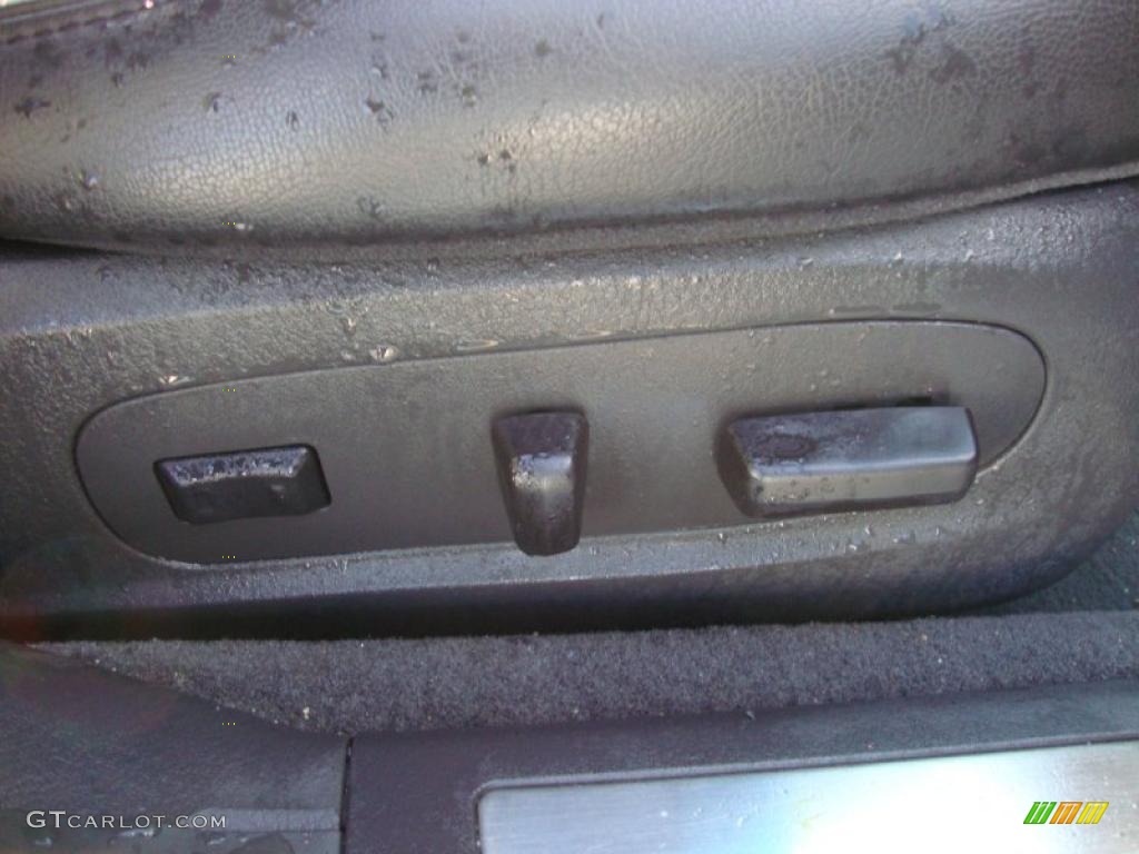 2002 LS V6 - Black / Deep Charcoal photo #22