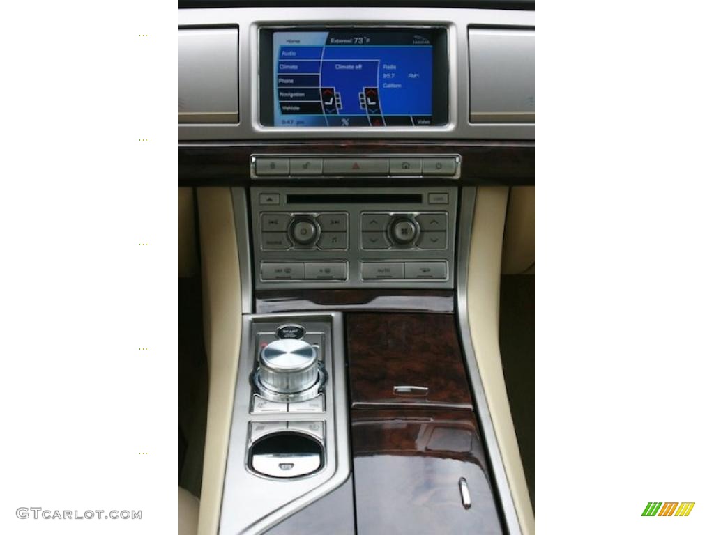 2011 Jaguar XF Premium Sport Sedan Controls Photo #40904301