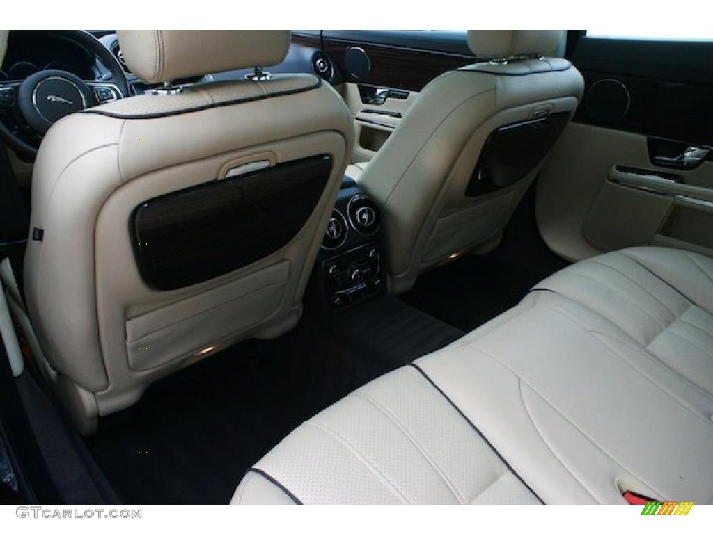 Cashew/Truffle Piping Interior 2011 Jaguar XJ XJL Photo #40905201