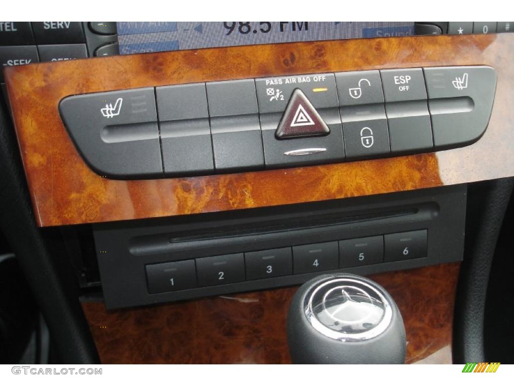 2008 Mercedes-Benz E 350 4Matic Wagon Controls Photo #40907705