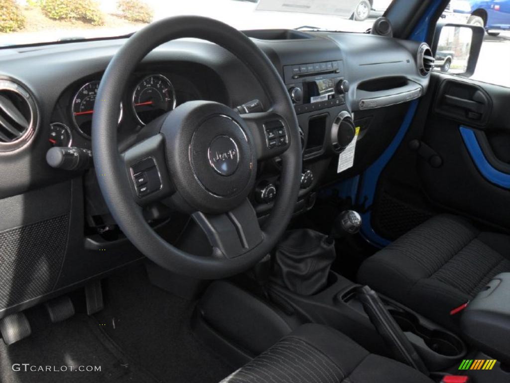 2011 Wrangler Sport 4x4 - Cosmos Blue / Black photo #24