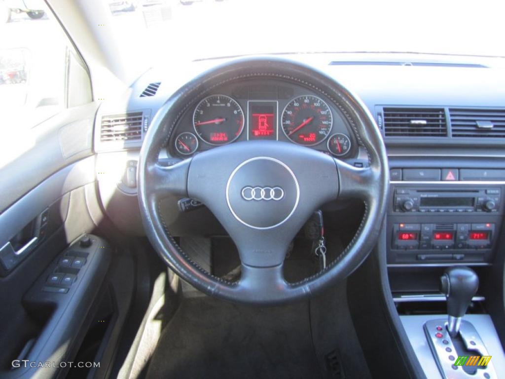 2004 Audi A4 1.8T Sedan Ebony Dashboard Photo #40914917