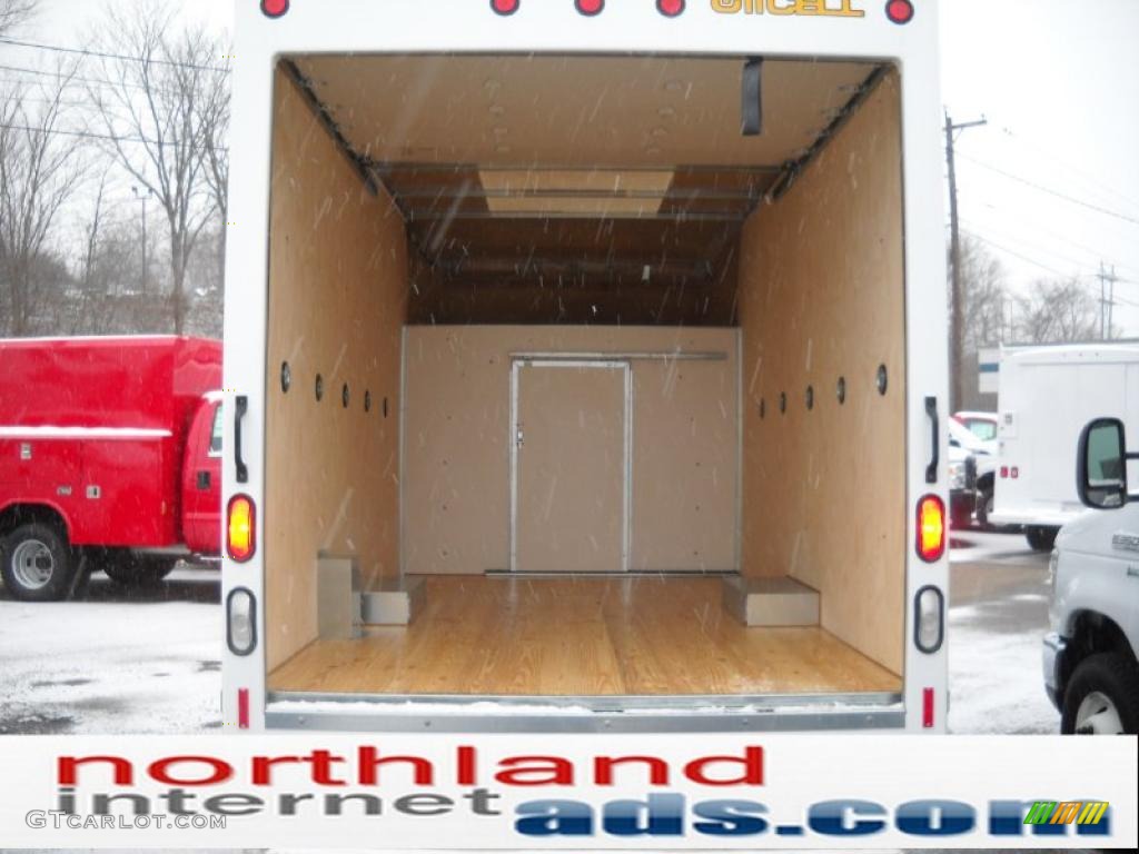 2011 Ford E Series Cutaway E350 Commercial Moving Truck Trunk Photo #40917469