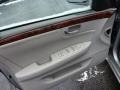 Light Platinum - DTS Sedan Photo No. 14