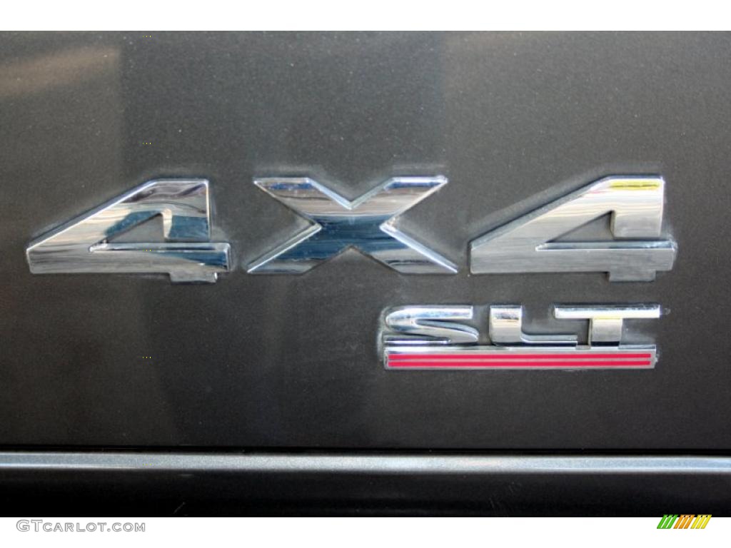 2004 Dodge Ram 2500 SLT Quad Cab 4x4 Marks and Logos Photo #40917937