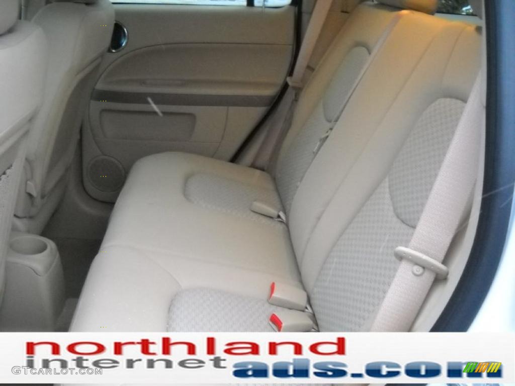 2006 HHR LT - Summit White / Cashmere Beige photo #15