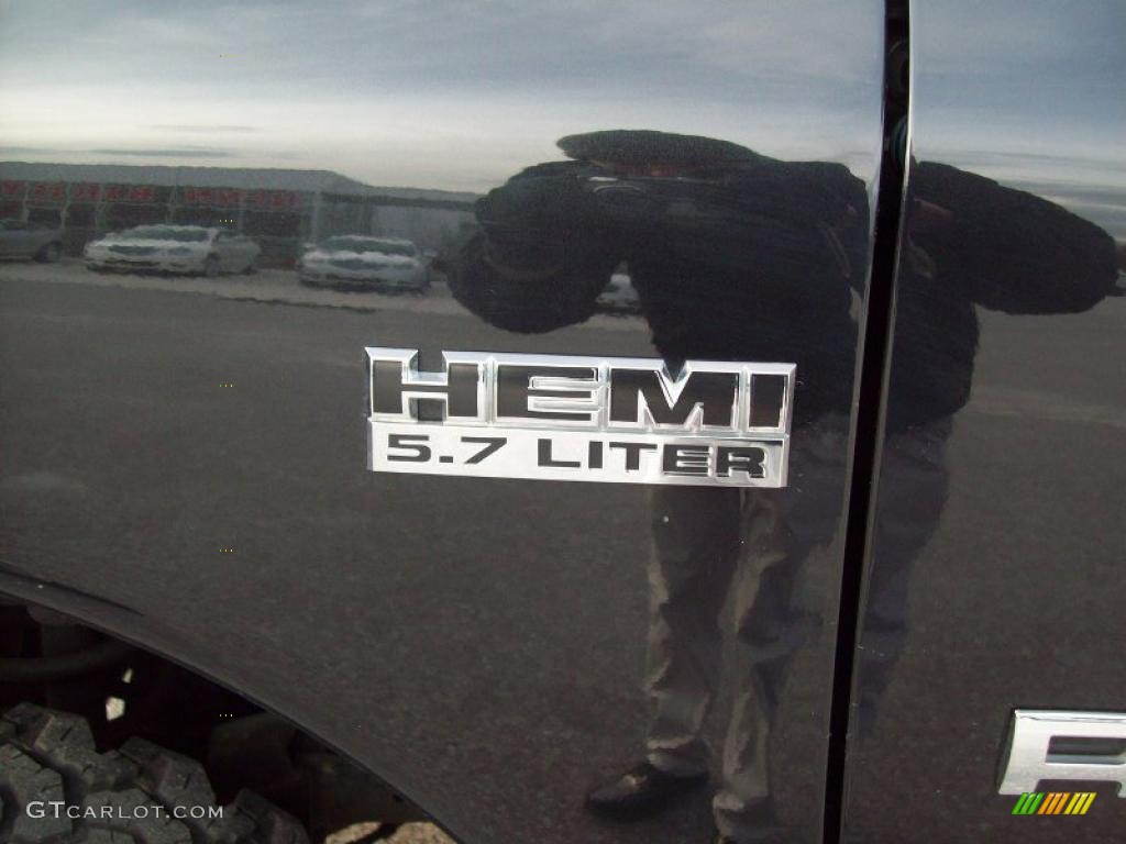 2007 Ram 1500 Laramie Mega Cab 4x4 - Brilliant Black Crystal Pearl / Medium Slate Gray photo #26