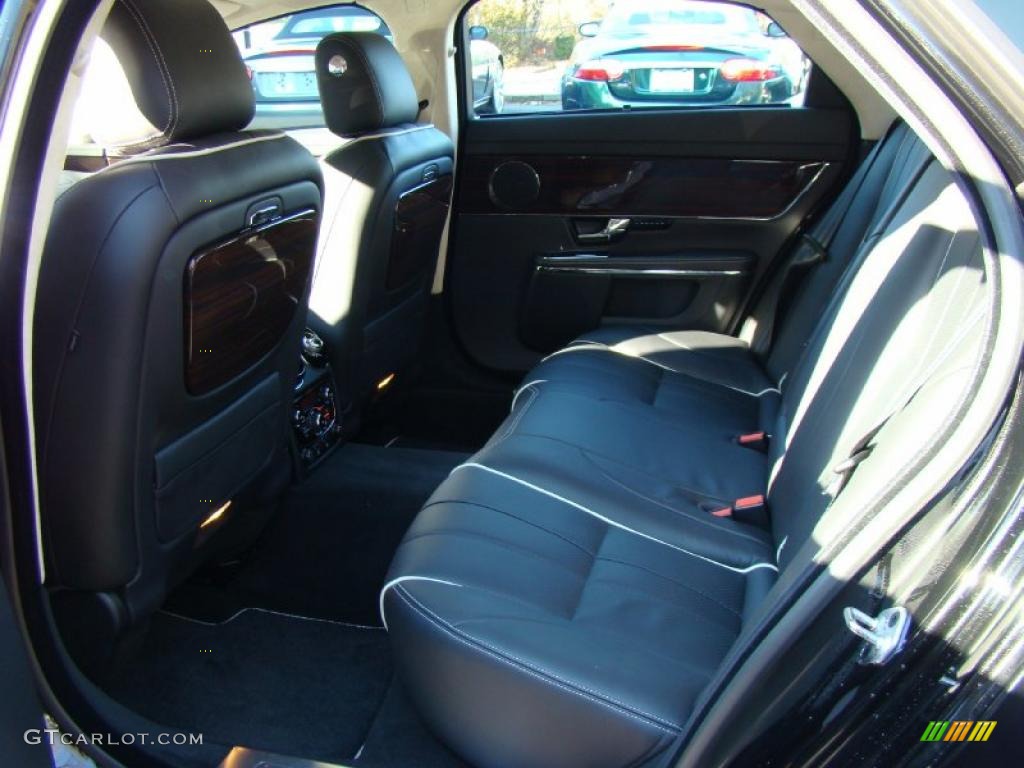 Jet Black/Ivory Interior 2011 Jaguar XJ XJL Photo #40919765