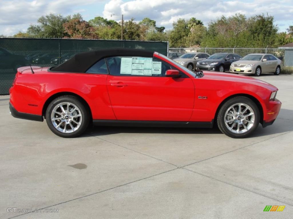2011 Mustang GT Premium Convertible - Race Red / Charcoal Black photo #2