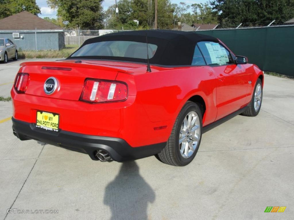 2011 Mustang GT Premium Convertible - Race Red / Charcoal Black photo #3