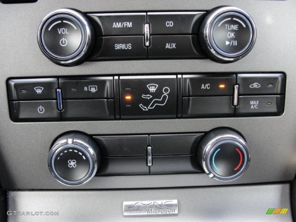 2011 Ford Mustang GT Premium Convertible Controls Photo #40921681