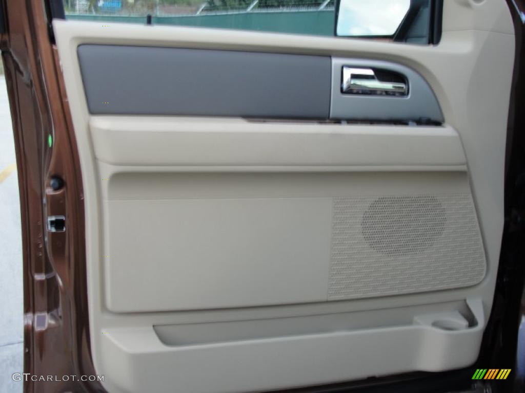 2011 Ford Expedition XLT Camel Door Panel Photo #40922321