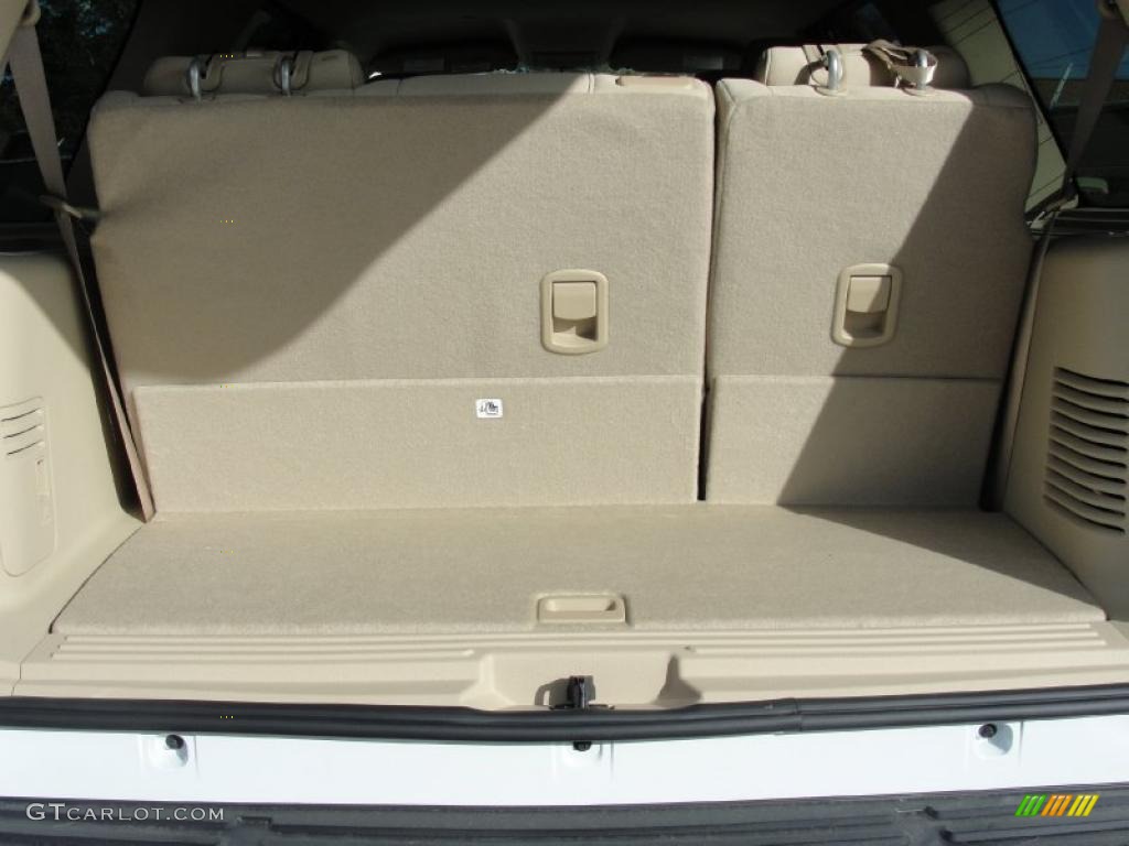 2011 Ford Expedition XLT Trunk Photo #40925228