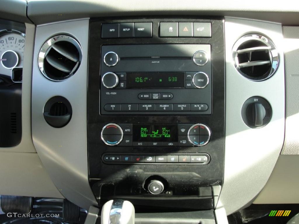 2011 Ford Expedition Limited Controls Photo #40926096