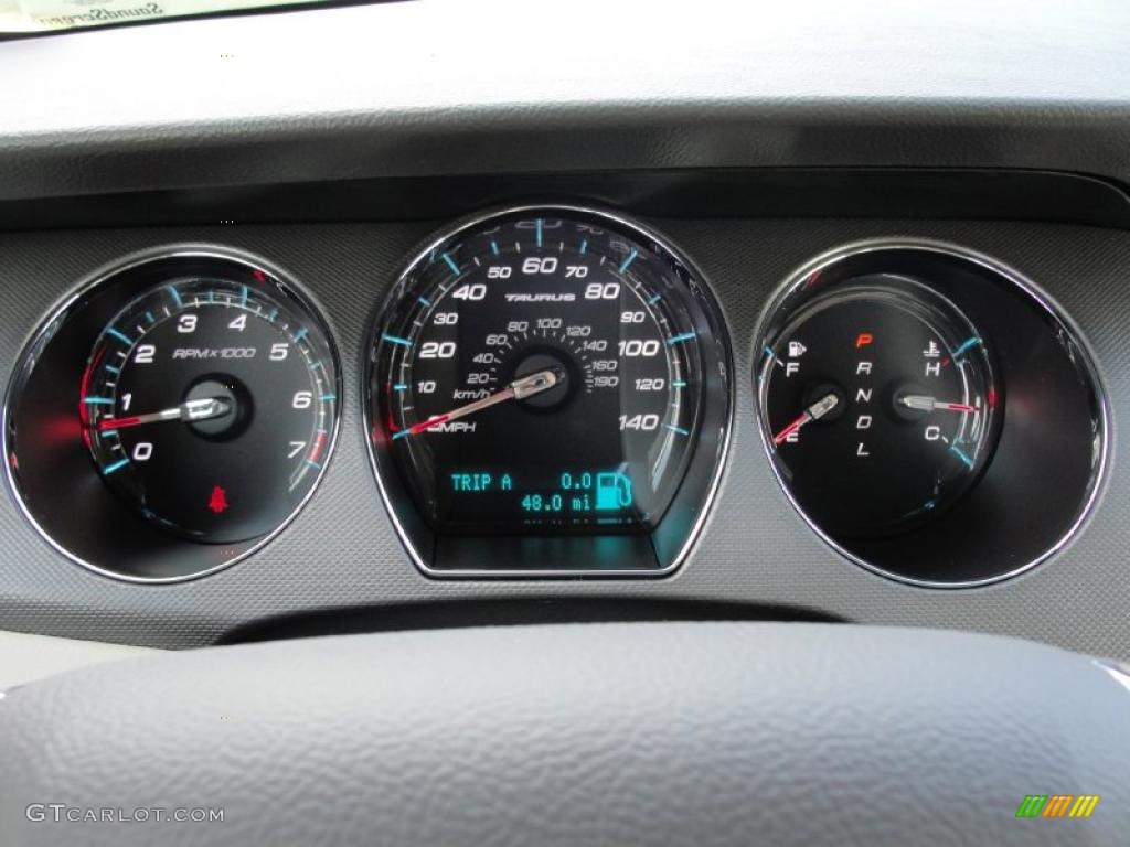 2011 Ford Taurus SE Gauges Photo #40926722