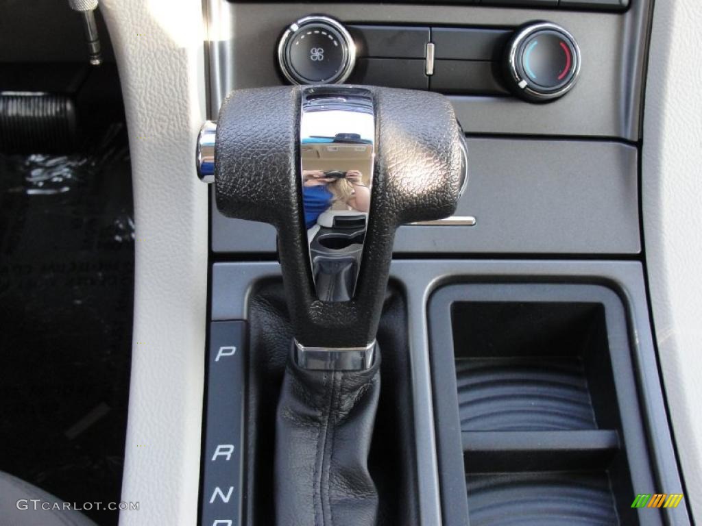 2011 Ford Taurus SE 6 Speed Automatic Transmission Photo #40927228