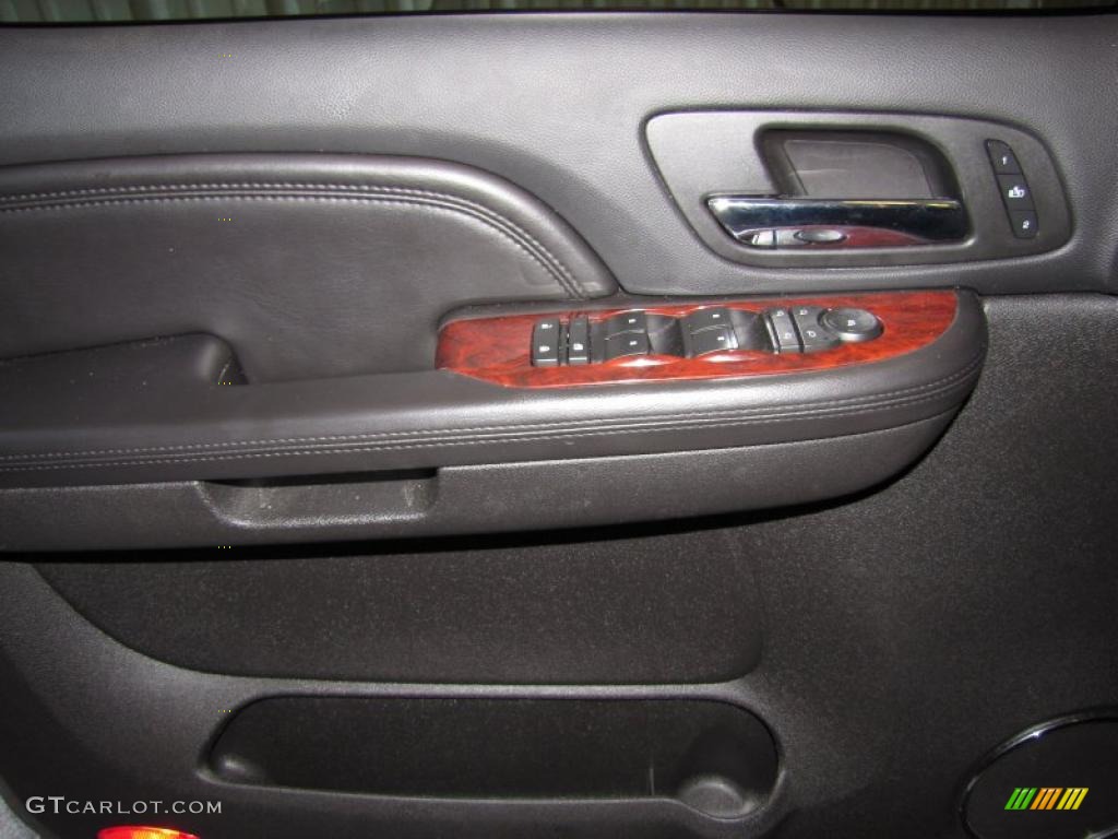 2009 Cadillac Escalade Standard Escalade Model Ebony/Ebony Door Panel Photo #40927289