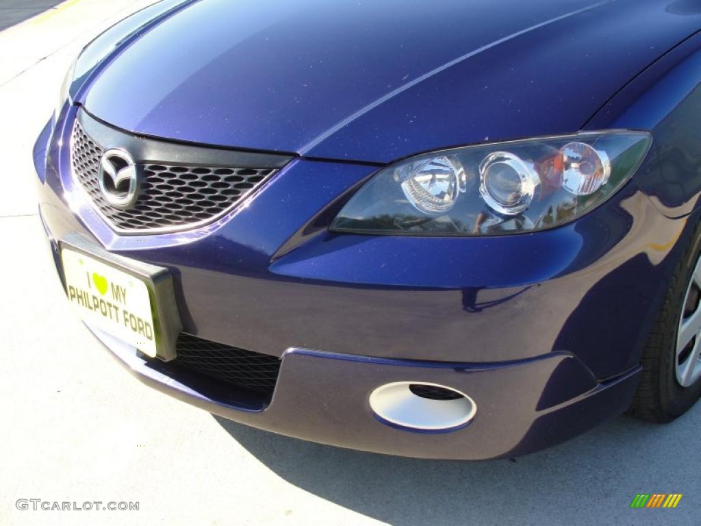 2006 MAZDA3 i Sedan - Strato Blue Mica / Black photo #11