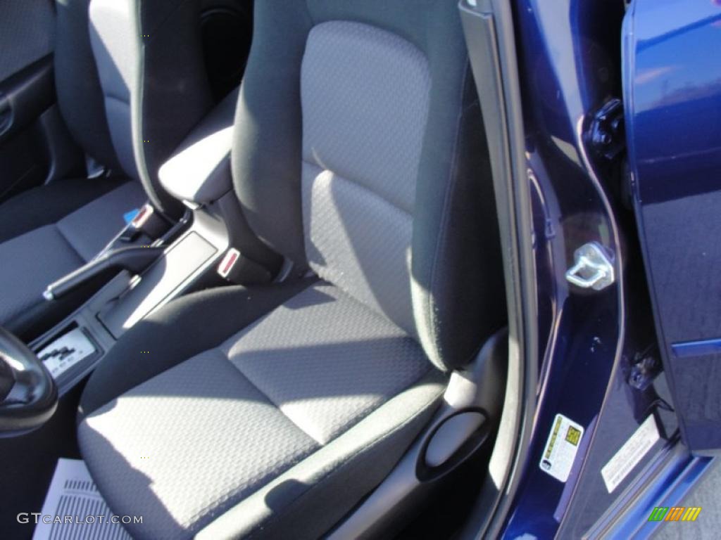 2006 MAZDA3 i Sedan - Strato Blue Mica / Black photo #31