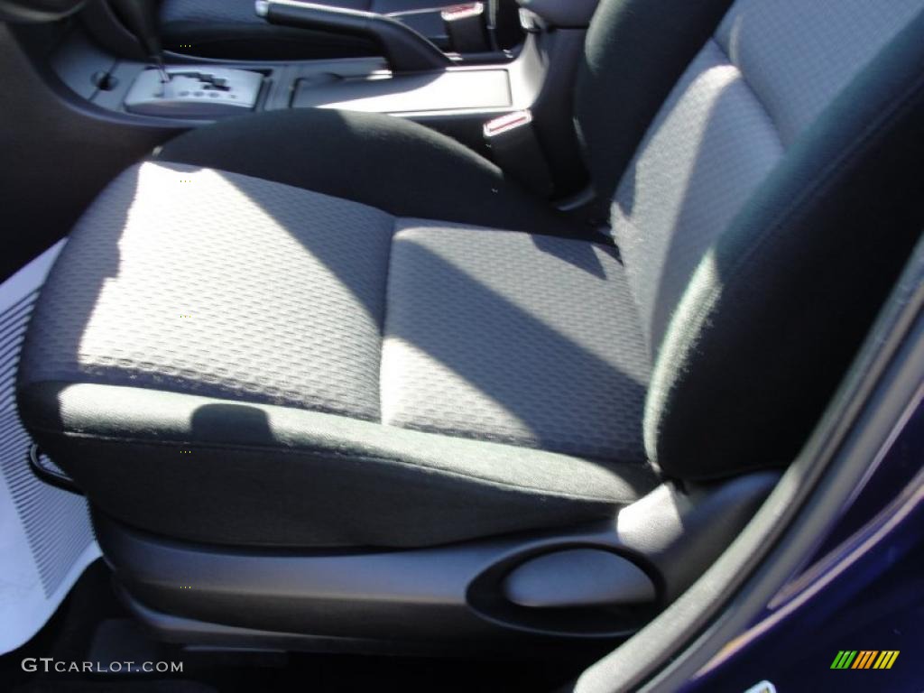 2006 MAZDA3 i Sedan - Strato Blue Mica / Black photo #32