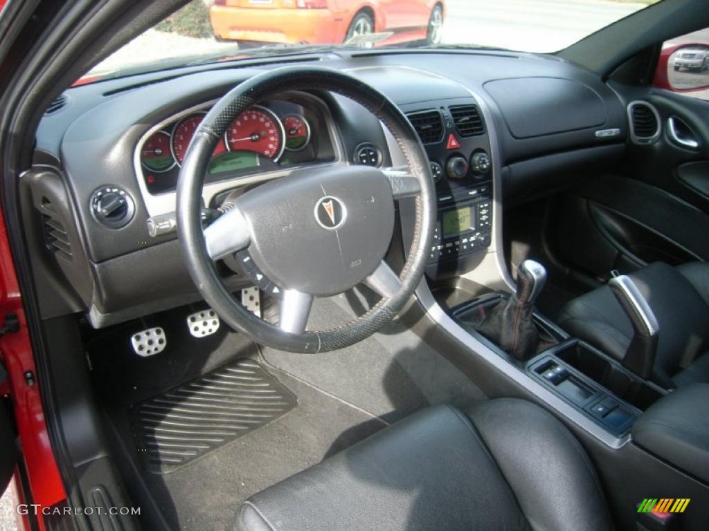2004 Pontiac GTO Coupe Black Dashboard Photo #40930694