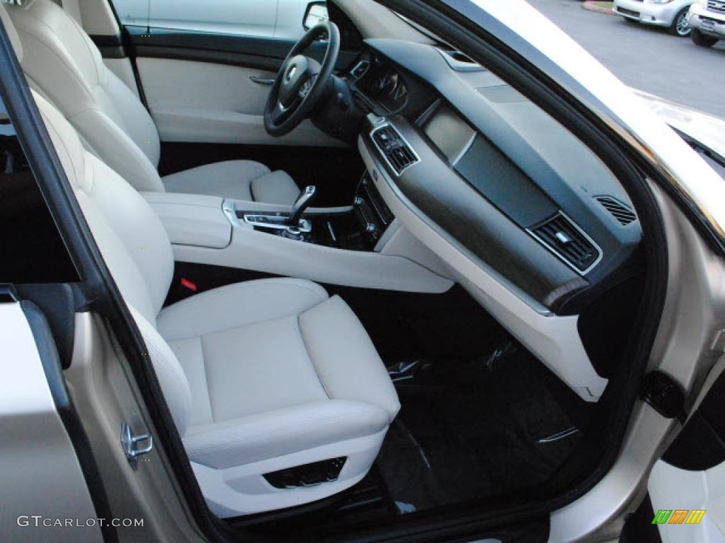2010 BMW 5 Series 550i Gran Turismo Ivory White/Black Nappa Leather Dashboard Photo #40933438