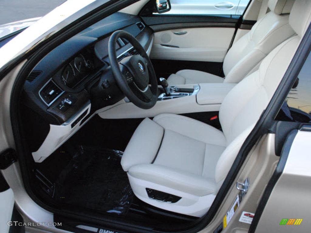 Ivory White/Black Nappa Leather Interior 2010 BMW 5 Series 550i Gran Turismo Photo #40933626