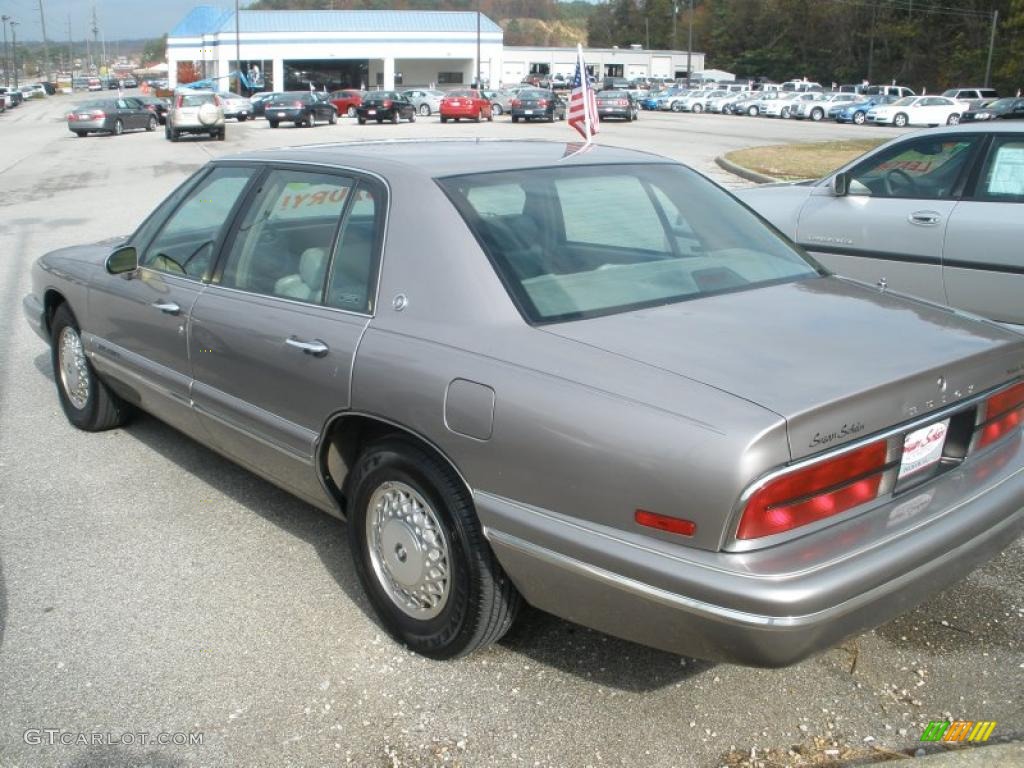 1996 Park Avenue  - Light Driftwood Metallic / Beige photo #5