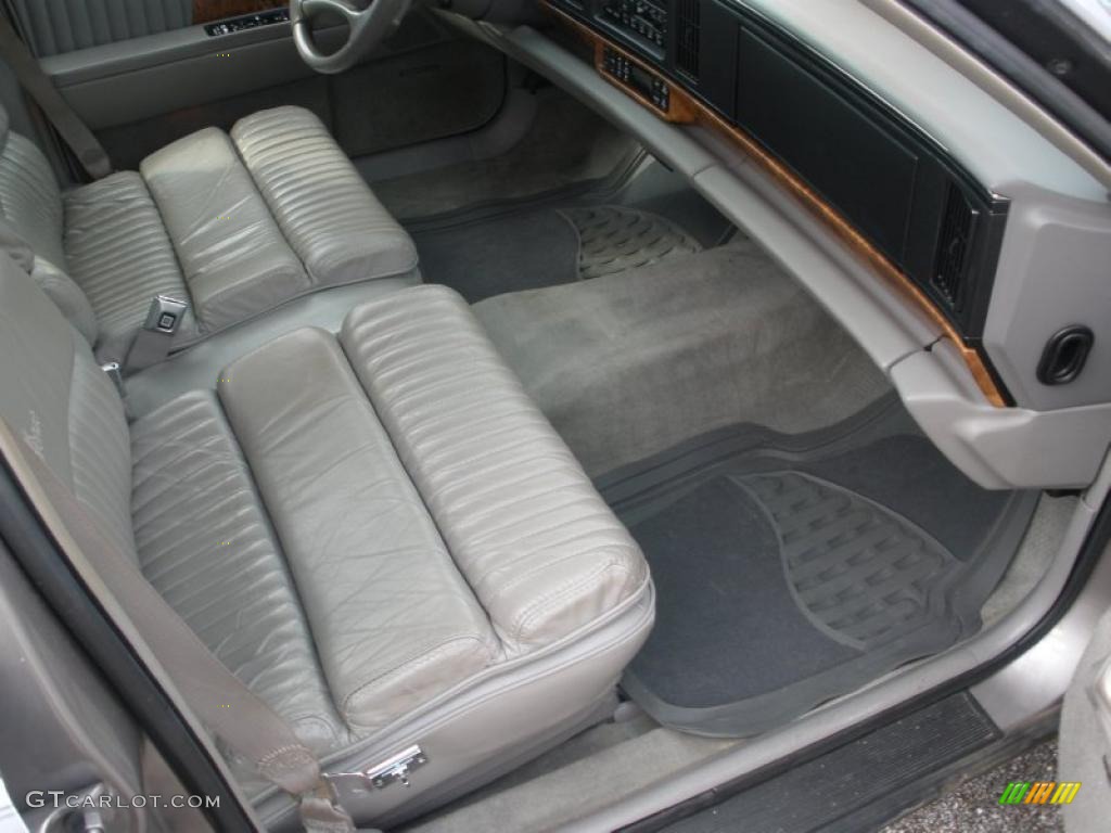 Beige Interior 1996 Buick Park Avenue Standard Park Avenue Model Photo #40936950
