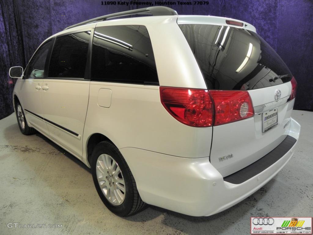 2008 Sienna Limited - Natural White / Fawn photo #22