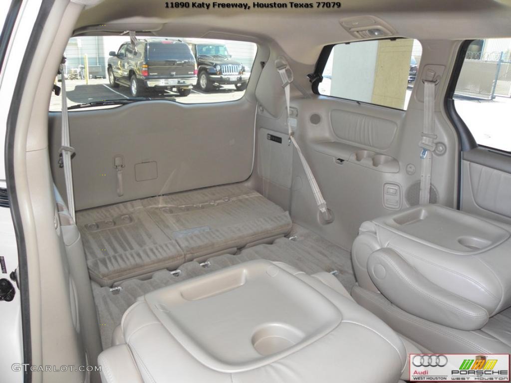 2008 Sienna Limited - Natural White / Fawn photo #30