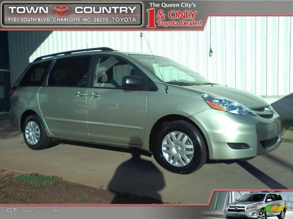 2008 Sienna LE - Silver Pine Mica / Taupe photo #1