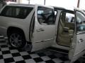White Diamond - Escalade ESV AWD Photo No. 19