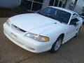 1995 Crystal White Ford Mustang V6 Coupe  photo #9