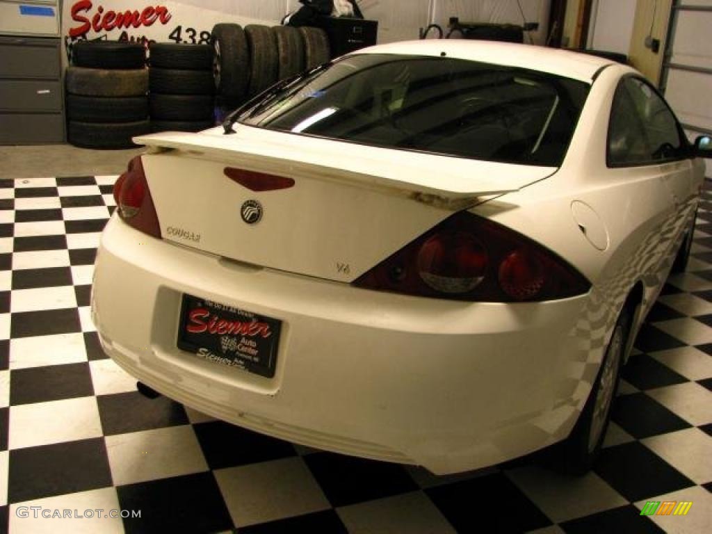 2002 Cougar V6 Coupe - Vibrant White / Midnight Black photo #2