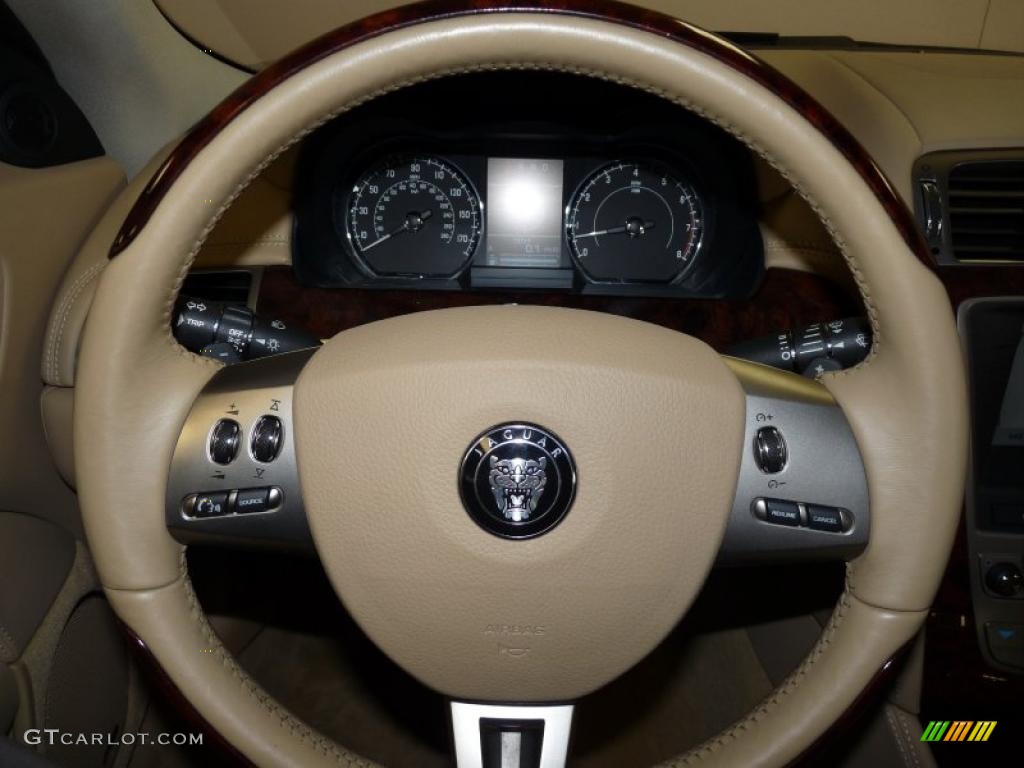 2008 Jaguar XK XK8 Convertible Caramel Steering Wheel Photo #40943158